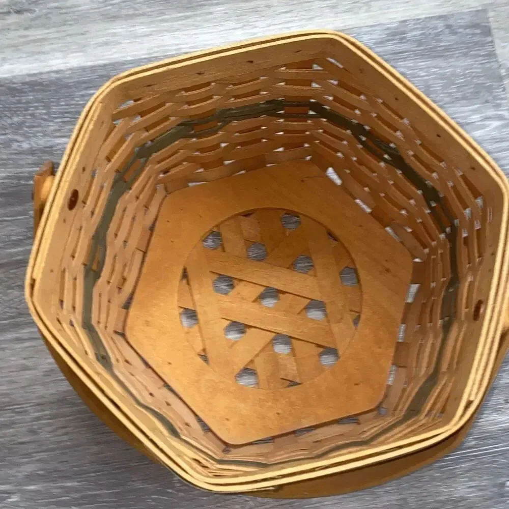 Longaberger ® Christmas Collection™ 1997 Edition Snow flake Basket™